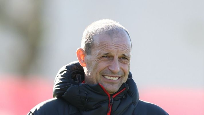 Massimiliano Allegri (allenatore AC Milan), qui durante una seduta di allenamento dei rossoneri a Milanello | Milan News (Getty Images) Torino-Milan, numeri e dove vederla: ecco tutto ciò che c'è da sapere