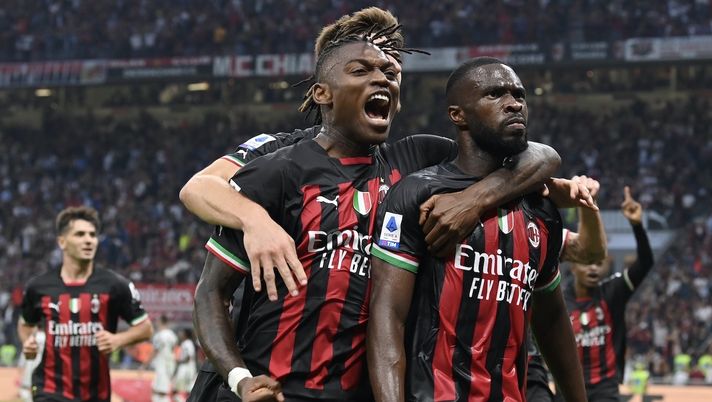 Fikayo Tomori (difensore AC Milan), esulta per il suo gol in Milan-Juventus 2-0 (Serie A 2022-2023) | News (Getty Images) Fikayo Tomori AC Milan Milan-Juventus 2-0 Serie A 2022-2023