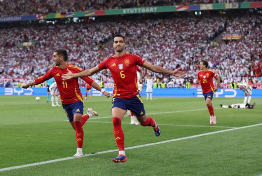 Mikel Merino dopo il gol segnato alla Germania (Photo by Alex Livesey/Getty Images) Spagna, l'esultanza di Merino