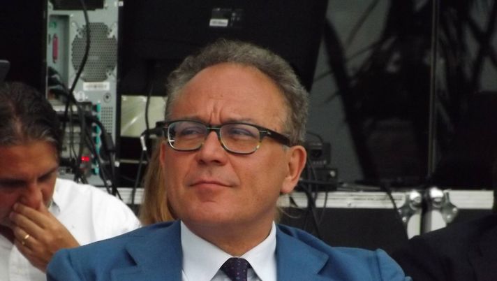 Varriale condannato a 10 mesi per stalking e lesioni contro la sua ex. L’avvocato protesta - immagine 1