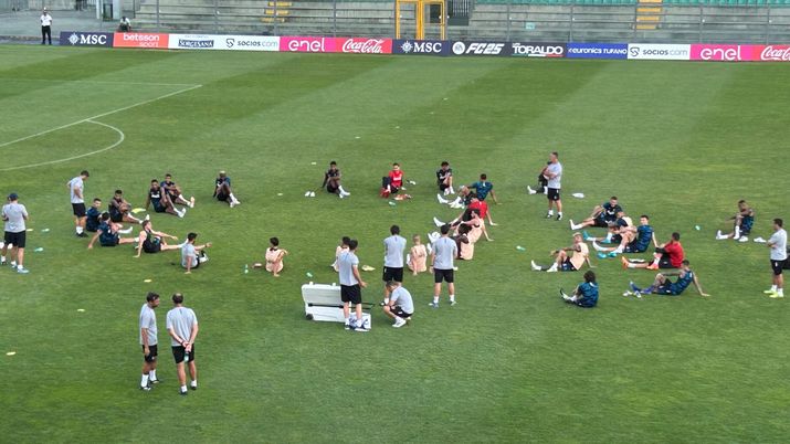 Castel di Sangro Day 9, i gialli vincono la partitella: Di Lorenzo scatenato - immagine 1