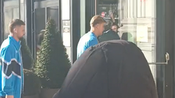 Il Napoli è rientrato in hotel dopo la rifinitura: quanto entusiasmo per gli azzurri!