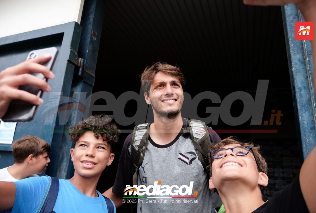 FOTO Reggiana-Palermo, il Palermo in partenza dal ‘Renzo Barbera’ (GALLERY) - immagine 16