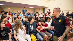 ‘A Scuola di Tifo’, Angeliño chiude la stagione all’istituto ‘Montalcini’