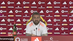 VIDEO – De Rossi: “Karsdorp fuori rosa per dei fattori tecnici e comportamentali”