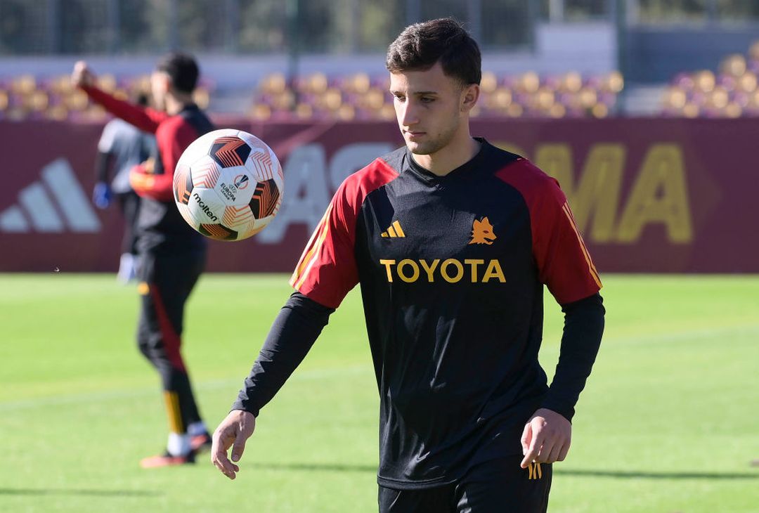 Roma, la rifinitura alla vigilia del match con lo Slavia – FOTO GALLERY - immagine 14
