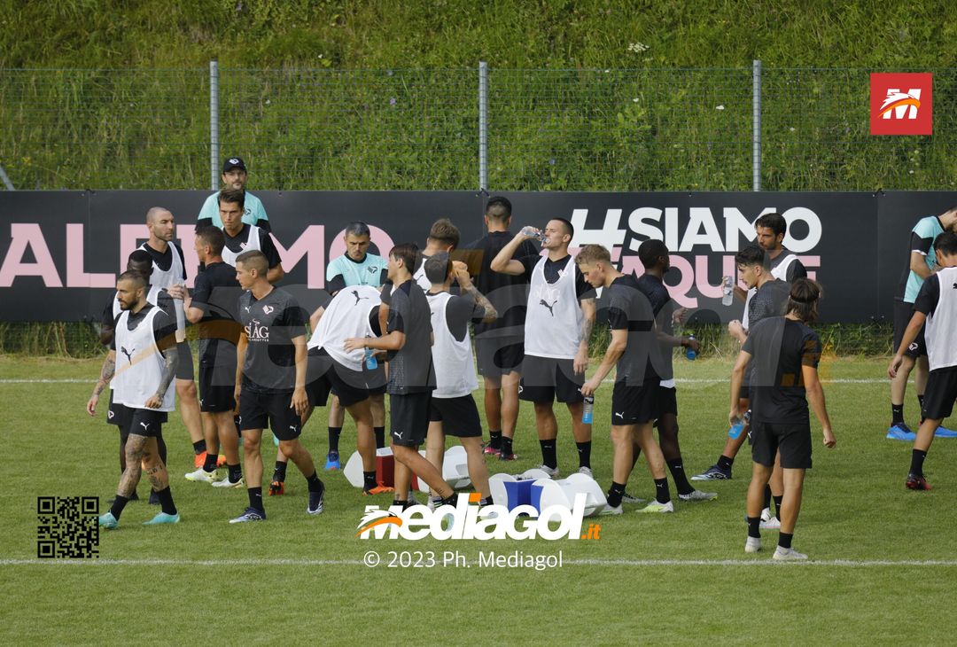 FOTO Ritiro Palermo, day 2: partitella e colloquio Corini-Rinaudo (Gallery) - immagine 28