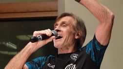 GALLERY Compleanno Conte, calciatori azzurri e staff cantanti per una sera