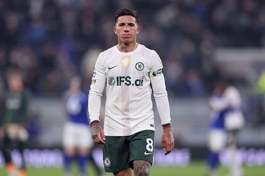 LIVERPOOL, INGHILTERRA - 21 MARZO: Enzo Fernandez del Chelsea reagisce dopo la sconfitta della sua squadra nella partita di Premier League tra Everton e Chelsea allo stadio Hill Dickinson il 21 marzo 2026 a Liverpool, Inghilterra. (Foto di Alex Livesey/Getty Images) Chelsea perdite record