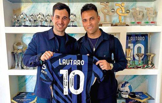 Lo chef dei calciatori: “È iniziato tutto con una carbonara tremenda della moglie di Lautaro” Lo chef dei calciatori: “È iniziato tutto con una carbonara tremenda della moglie di Lautaro” - immagine 1