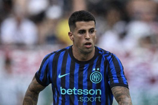 Gazzetta sicura: “Inter vuole chiudere Cancelo a breve! E vorrebbe averlo per questa partita”- immagine 2