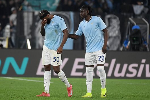 Nuno Tavares in lacrime costretto a lasciare il campo per un nuovo infortunio. (Photo by Marco Rosi - SS Lazio/Getty Images) UFFICIALE Lazio, Nuno Tavares riscattato dall’Arsenal: arriva il comunicato del club- immagine 3