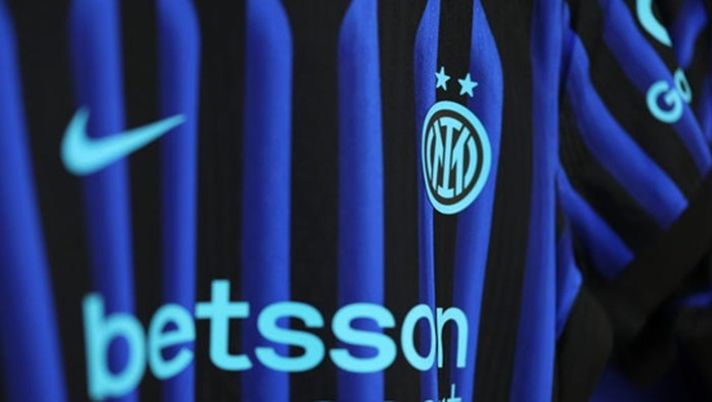 Da Sharp a Betsson, gli sponsor che hanno scritto la storia del calcio - immagine 1
