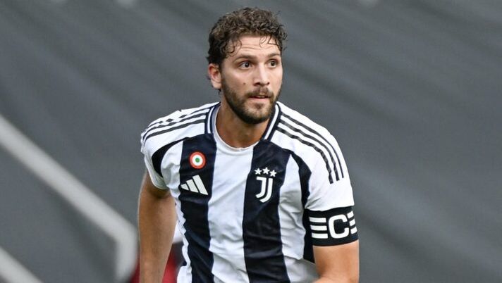 NUREMBERG, GERMANY - JULY 26: Manuel Locatelli of Juventus during the 1. FC N¸rnberg v Juventus - Pre- season Friendly on July 26, 2024 in Nuremberg, Germany. (Photo by Daniele Badolato - Juventus FC/Juventus FC via Getty Images) Locatelli: “Il nuovo staff è onesto e diretto. L’Europeo una delusione enorme” - immagine 1