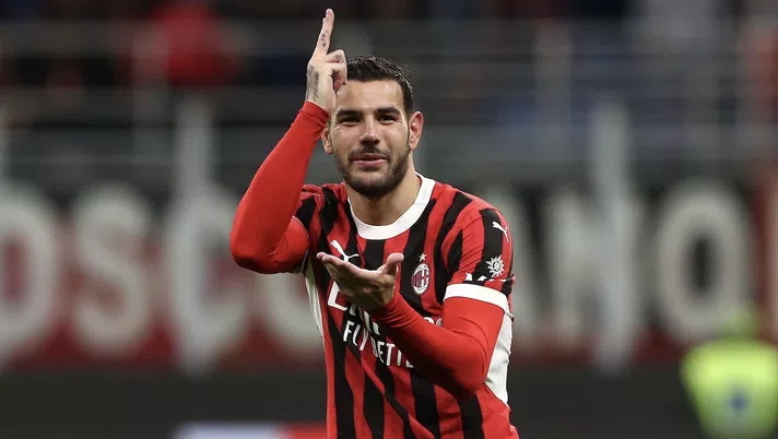 esultanza gol Theo Hernández AC Milan Milan-Lecce 3-0 Serie A 2024-2025