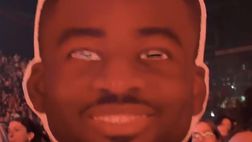 Ernia canta Fofana…e tutti attendono che la pioggia passi…