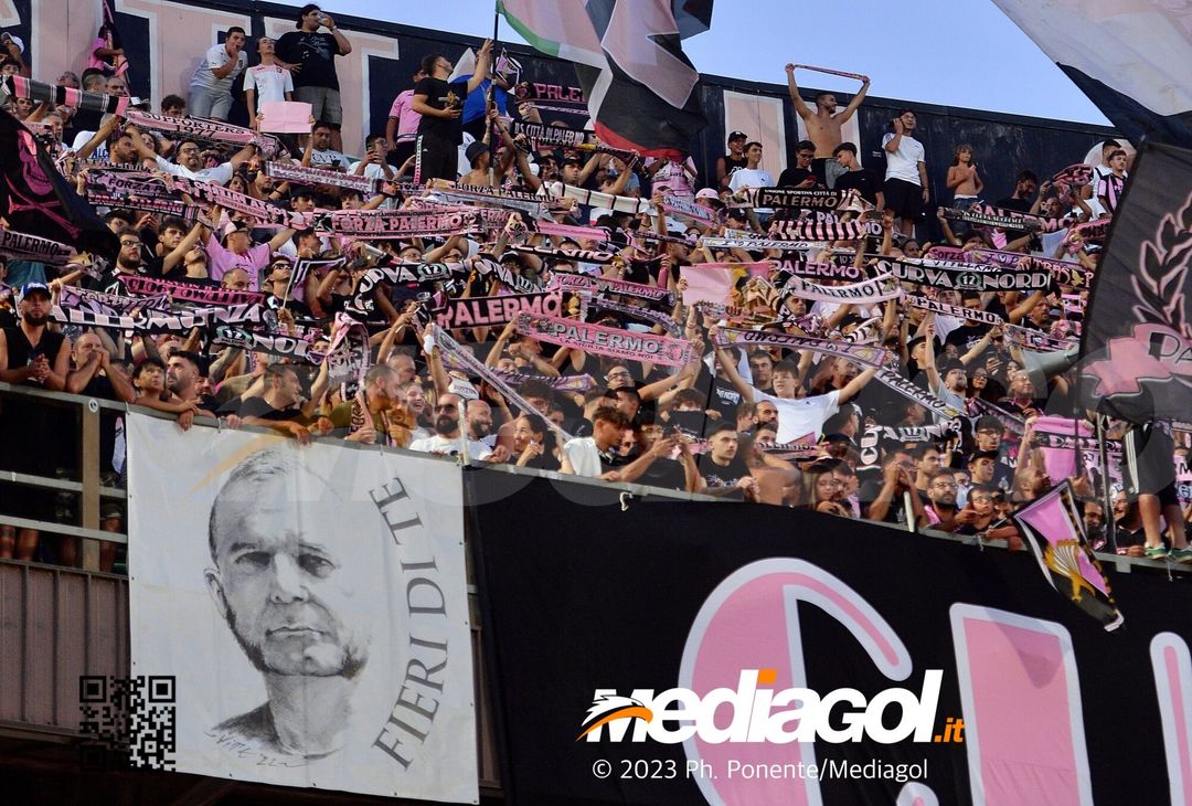 FOTO Palermo-Feralpisalò 3-0, 4ª giornata Serie B 2023-2024 (GALLERY) - immagine 85