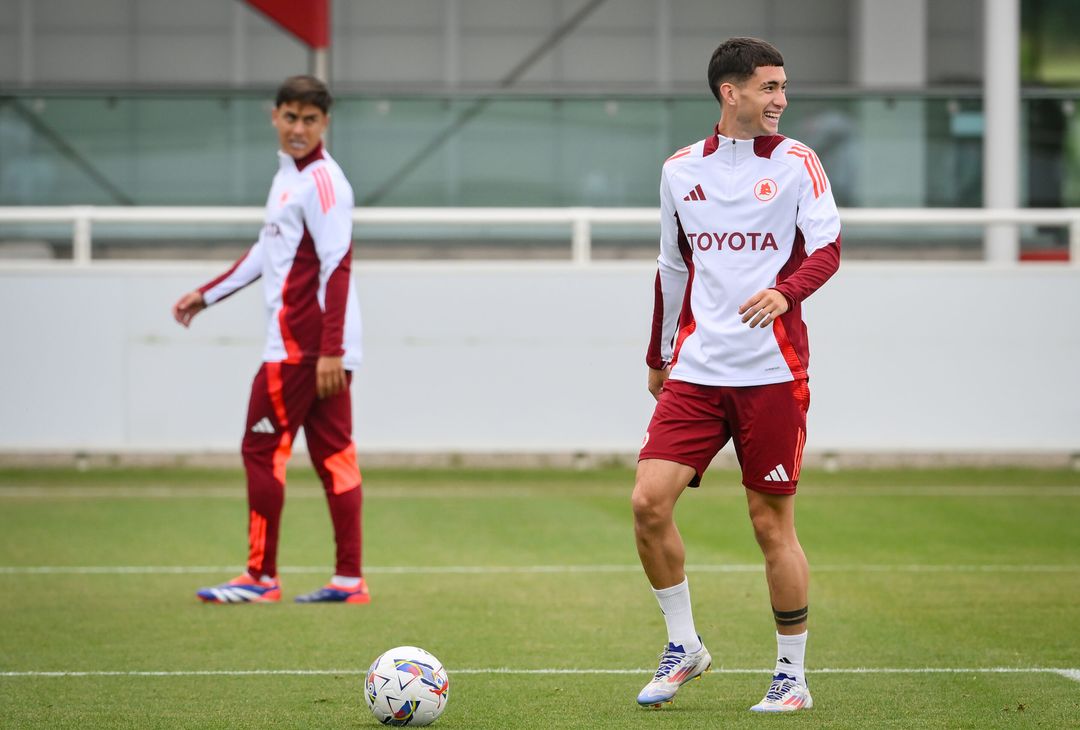 Roma, secondo giorno di allenamento in Inghilterra – FOTO GALLERY - immagine 31