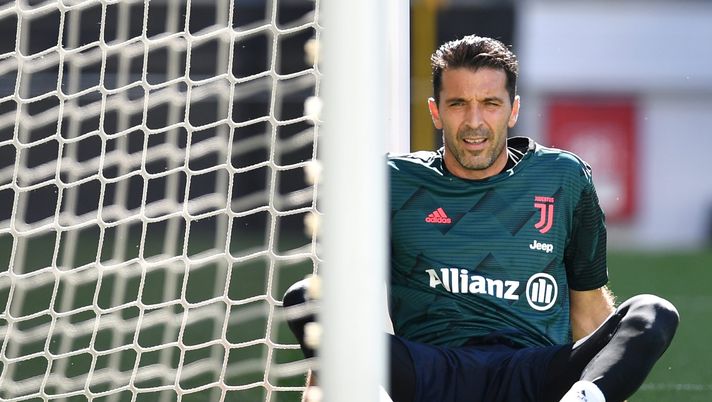 News Udinese, gli auguri di Musso a Buffon
