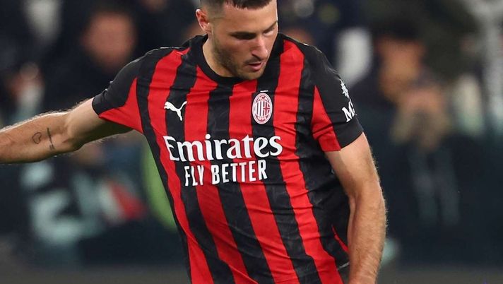 Ravezzani: 'Per il Milan il gol è un optional da sempre: centravanti di seconda fascia, stipendi bassi'