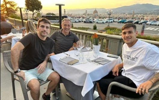 FOTO – Ore calde per il futuro di Quarta: ieri sera cena a Firenze con l’agente - immagine 1