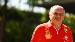 VIDEO / Guardate Vasseur! Gioca a football a Miami aspettando il GP