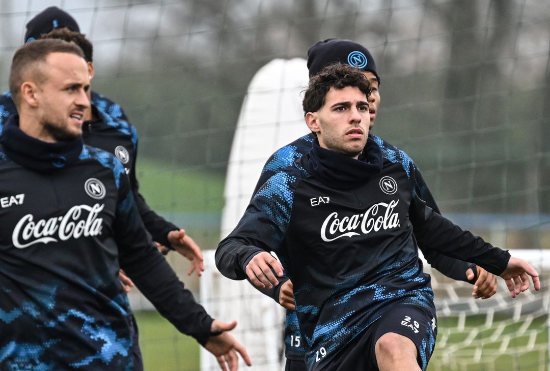 Il primo allenamento di Luis Hasa con il Napoli