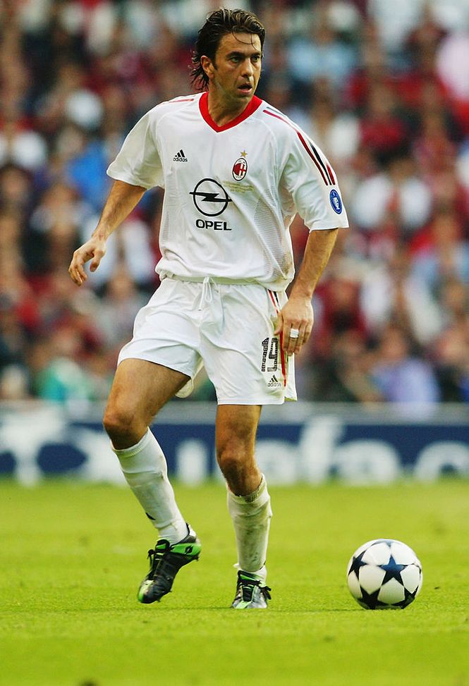 Costacurta avvisa: 'Il Milan deve puntare a non perdere con la Juventus'