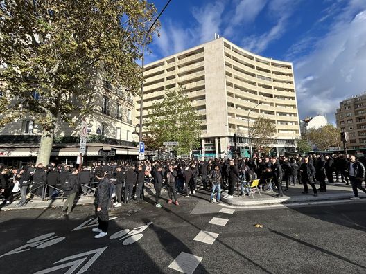 PSG-Milan, la Curva Sud riunita nei pressi dello stadio | PM News- immagine 2