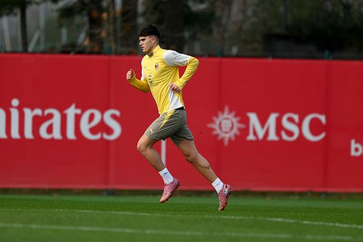 la-squadra-oggi-a-milanello-tutte-le-foto