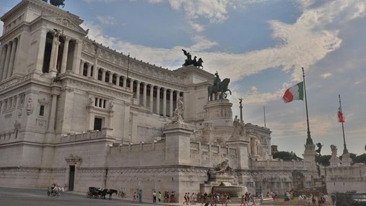 Gli italiani abbandonano i casinò con licenza AAMS nel 2025?  Gli italiani abbandonano i casinò con licenza AAMS nel 2025? - immagine 1