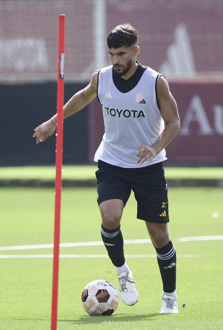 Roma al lavoro per preparare la partita contro lo Sheriff – FOTO GALLERY - immagine 16
