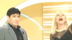 Quando Maradona rincontrò i suoi compagni del Napoli scudettato: il video da brividi