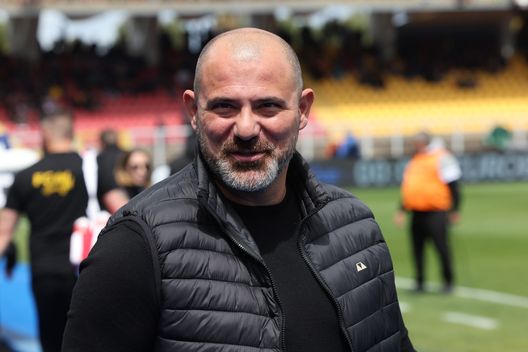 LECCE, ITALY - APRIL 16: Head coach of Sampdoria Dejan Stankovic during the Serie A match between US Lecce and UC Sampdoria at Stadio Via del Mare on April 16, 2023 in Lecce, Italy. (Photo by Maurizio Lagana/Getty Images)  Sampdoria