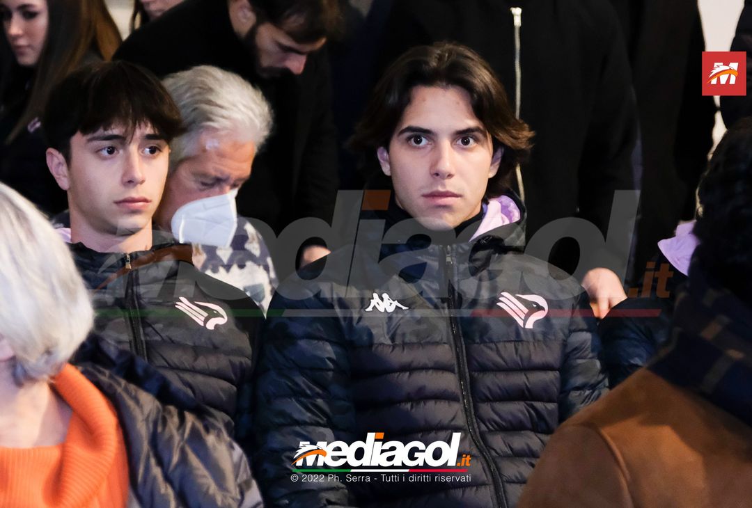 FOTO Morte Biagio Conte: delegazione del Palermo alla veglia in Cattedrale (GALLERY) - immagine 4