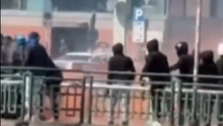 Coppa Italia, scontri fra tifosi di Genoa e Sampdoria in città prima del derby