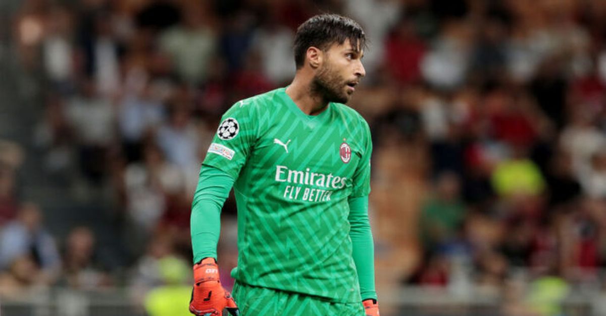 Milan Goalkeeper Crisis: Maignan Disqualified and Sportiello Suspended