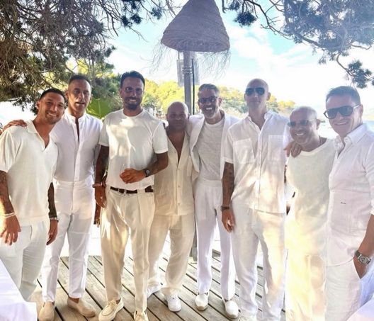 Politano, ultimi giorni di vacanza ad Ibiza: è in compagnia di un ex azzurro FOTO- immagine 2