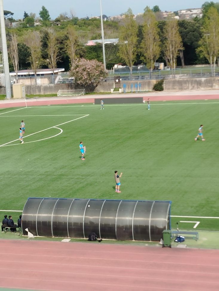 Riscaldamento intenso da parte dell'ala destra Malasomma FINALE Primavera 2, Napoli-Salernitana 1-2: colpaccio amaranto al Piccolo - immagine 5