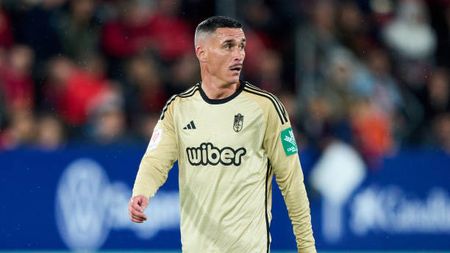 PAMPLONA, SPAIN - OCTOBER 20: Jose Callejon of Granada CF looks on during the LaLiga EA Sports match between CA Osasuna and Granada CF at Estadio El Sadar on October 20, 2023 in Pamplona, Spain. (Photo by Juan Manuel Serrano Arce/Getty Images)