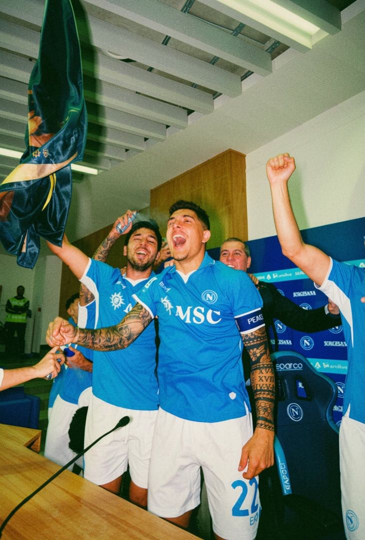 Il Napoli celebra l’impresa dei “Conte’s Boys”! Il ricordo dello Scudetto – GALLERY - immagine 5