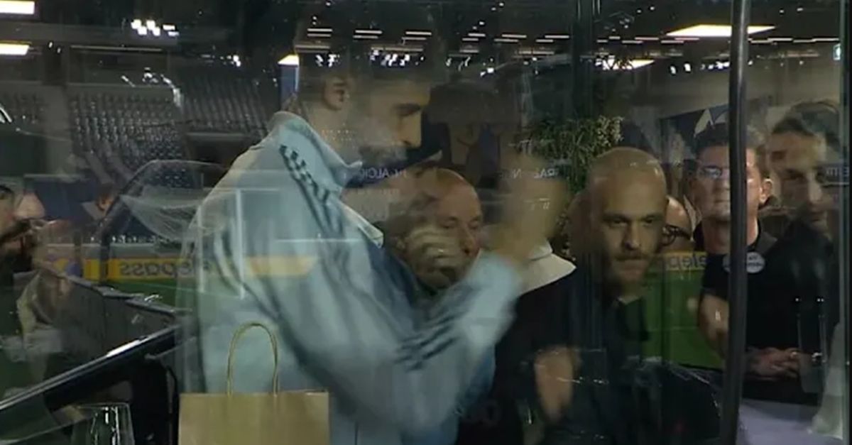 Passa la Bosnia, giocatori Italia esultano. Capuano: “Il problema è che…”