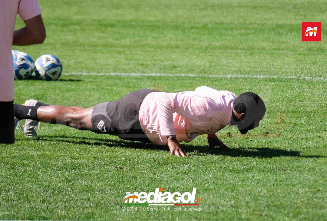 FOTO Ritiro Palermo, seduta mattutina ad Aquagranda (GALLERY) - immagine 39