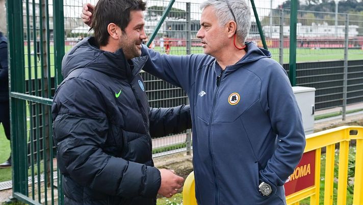 Getty Chivu e Mourinho