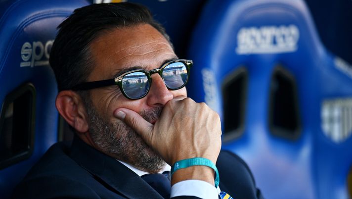 PARMA, ITALY - SEPTEMBER 29: Davide Vagnati, Sporting Director of Torino, looks on prior to the Serie A match between Parma Calcio 1913 and Torino FC at Stadio Ennio Tardini on September 29, 2025 in Parma, Italy. (Photo by Alessandro Sabattini/Getty Images) Torino, Vagnati out dopo una campagna acquisti pessima! Ngonge insufficiente – TMW - immagine 1