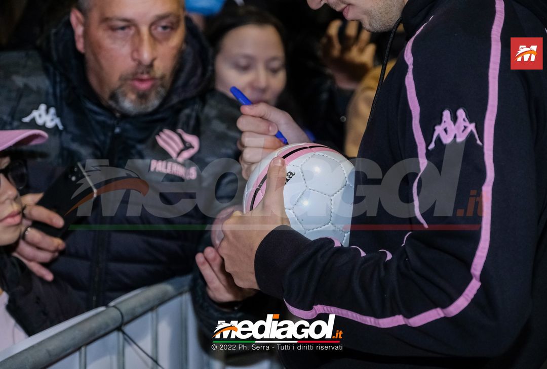 FOTO Palermo: Accardi, Saric e Gomes accendono l’albero al ‘Barbera’ (Gallery) - immagine 39