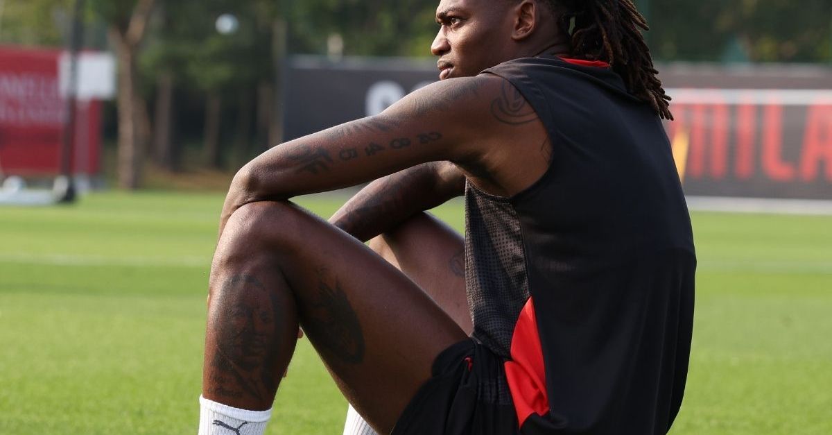 Milan, cosa fai senza Leao? Per Allegri i problemi non finiscono Milan, cosa fai senza Leao? Per Allegri i problemi non finiscono