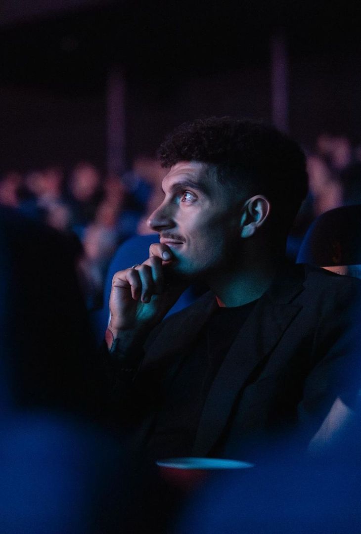 I protagonisti del terzo tricolore azzurro ieri erano presenti al Metropolitan a Napoli per la prima del film scudetto