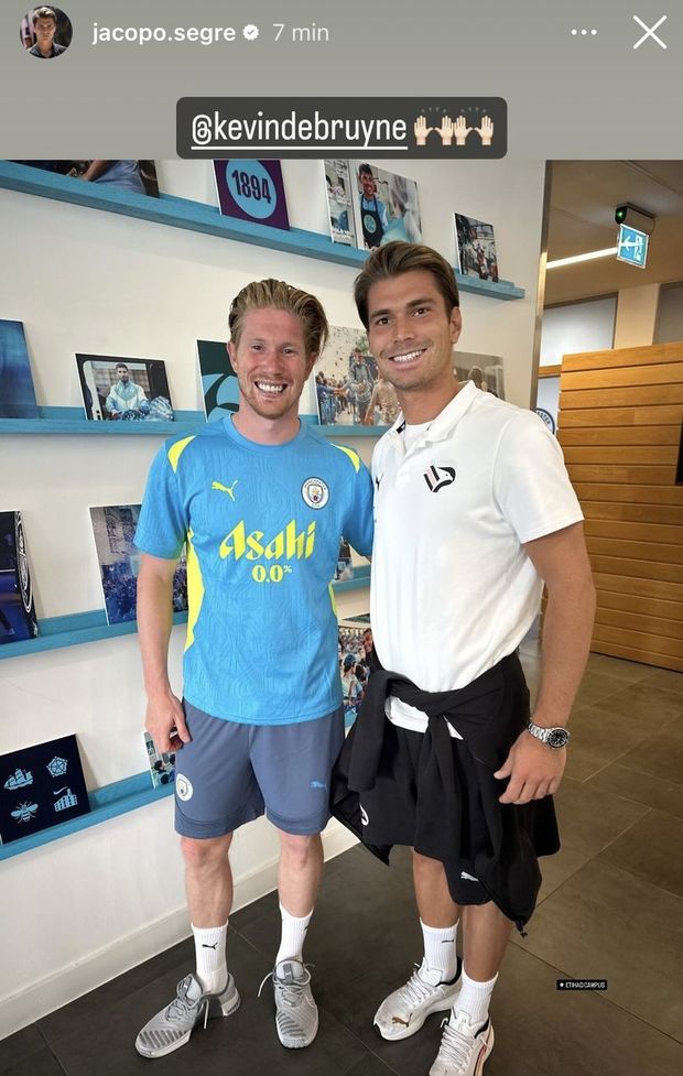 FOTO Palermo, ultimo giorno a Manchester: Vasic, Segre e l’incontro con De Bruyne- immagine 3