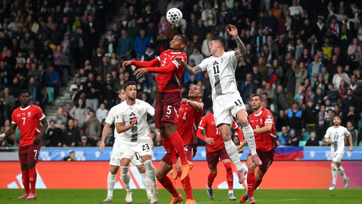 Svizzera, pareggio 0-0 con la Slovenia. Il difensore dell’Inter Akanji in campo 90′ - immagine 1